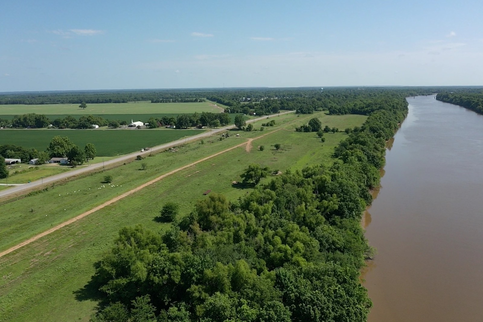 Photo 1 of 26 of land for sale at TBD Hwy 124, Jonesville, LA 71343