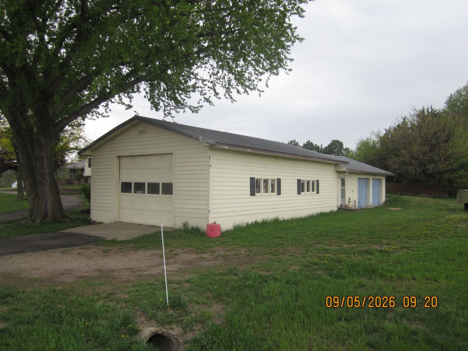 407 Nette st, Helena, NE