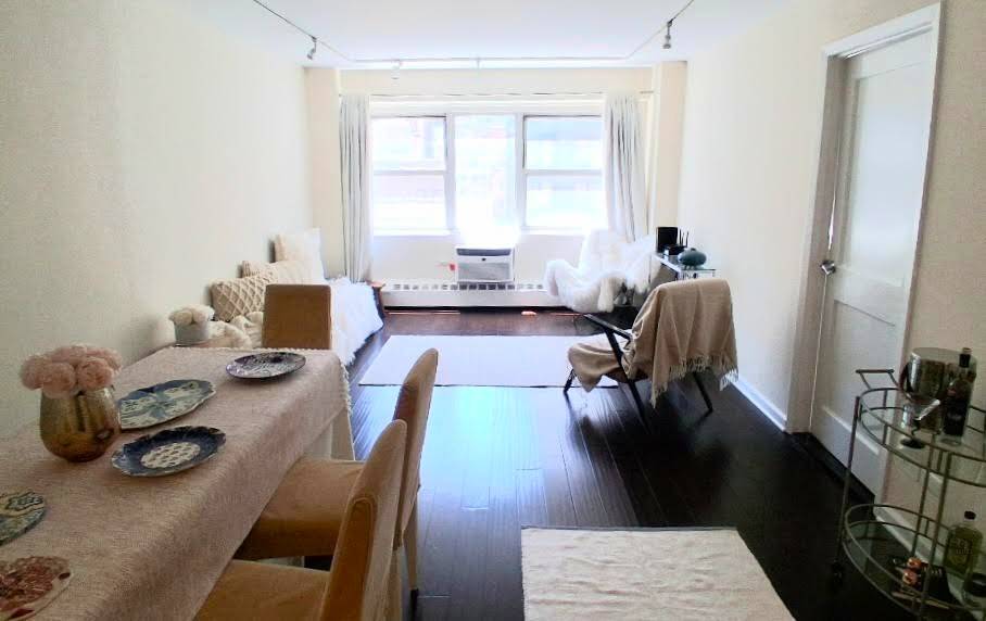 153 East 57th St, 10H