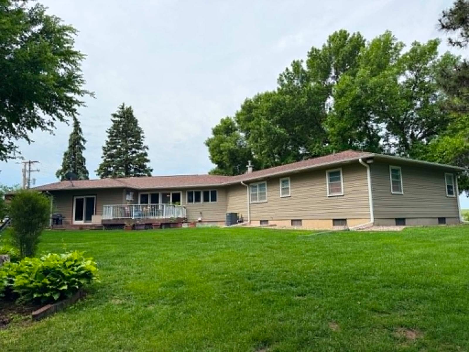 Photo 4 of 60 of home listing at 84964 524 Ave., Neligh, NE 68756