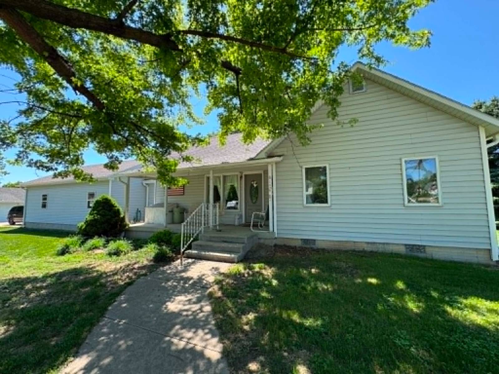 612 O Street, Neligh, NE