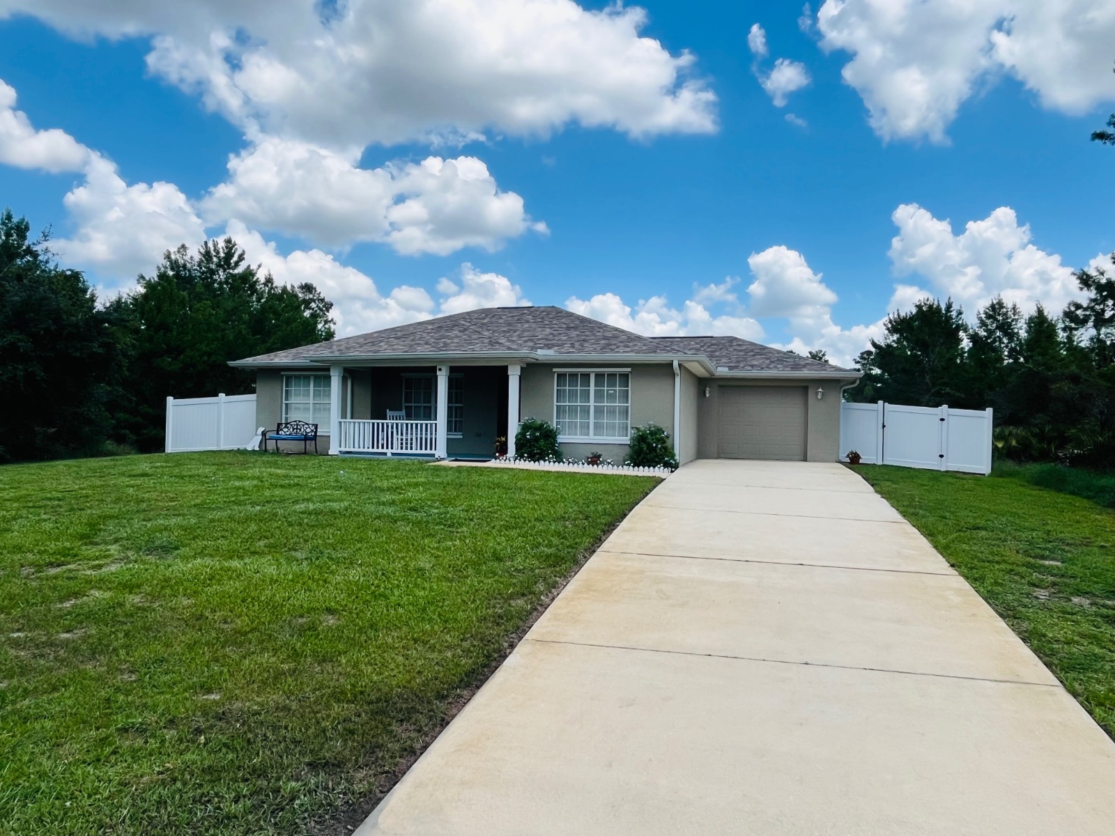 3035 Peach Tree Dr, Lake Placid, FL 33852