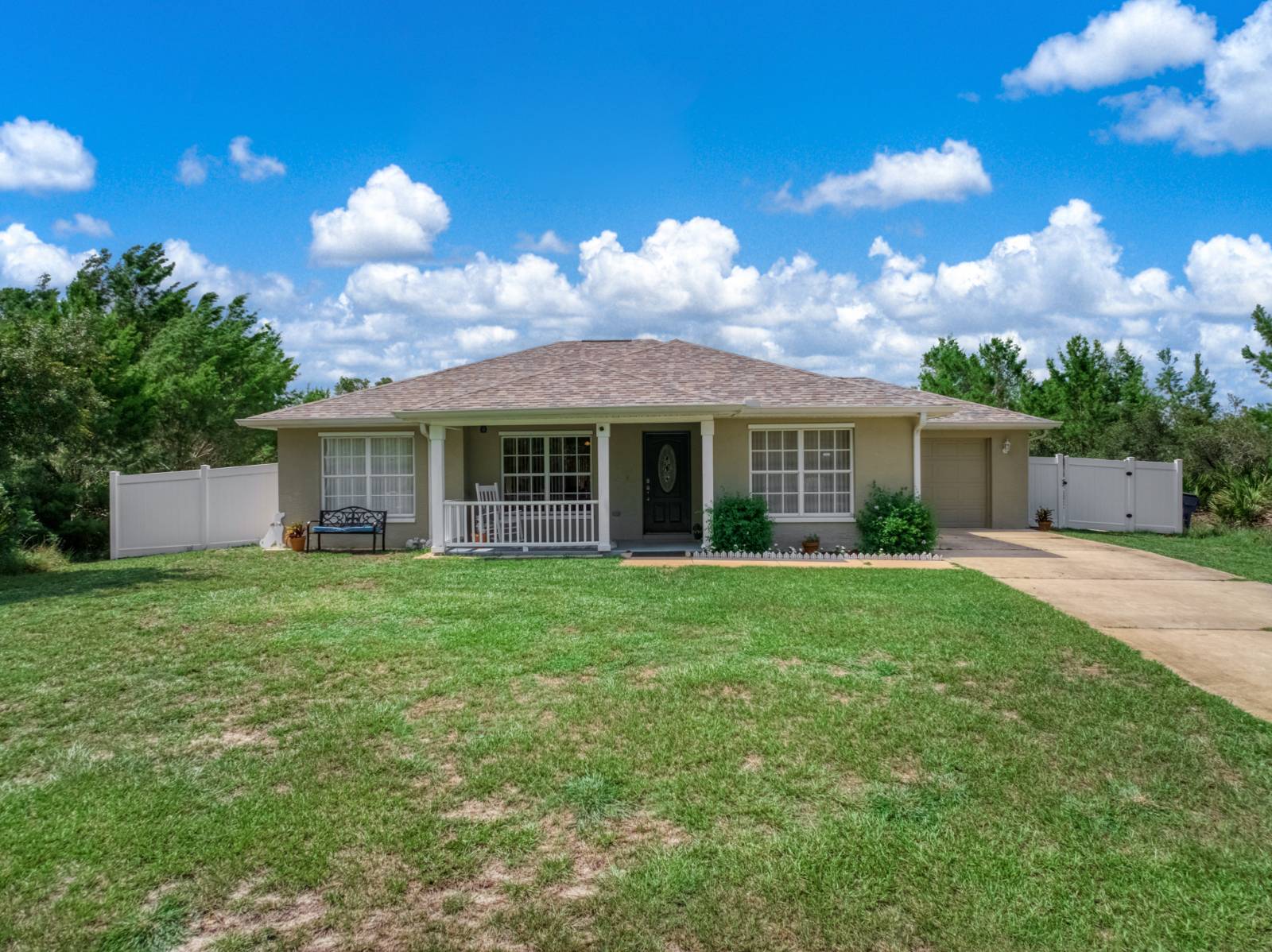 3035 Peach Tree Dr, Lake Placid, FL 33852