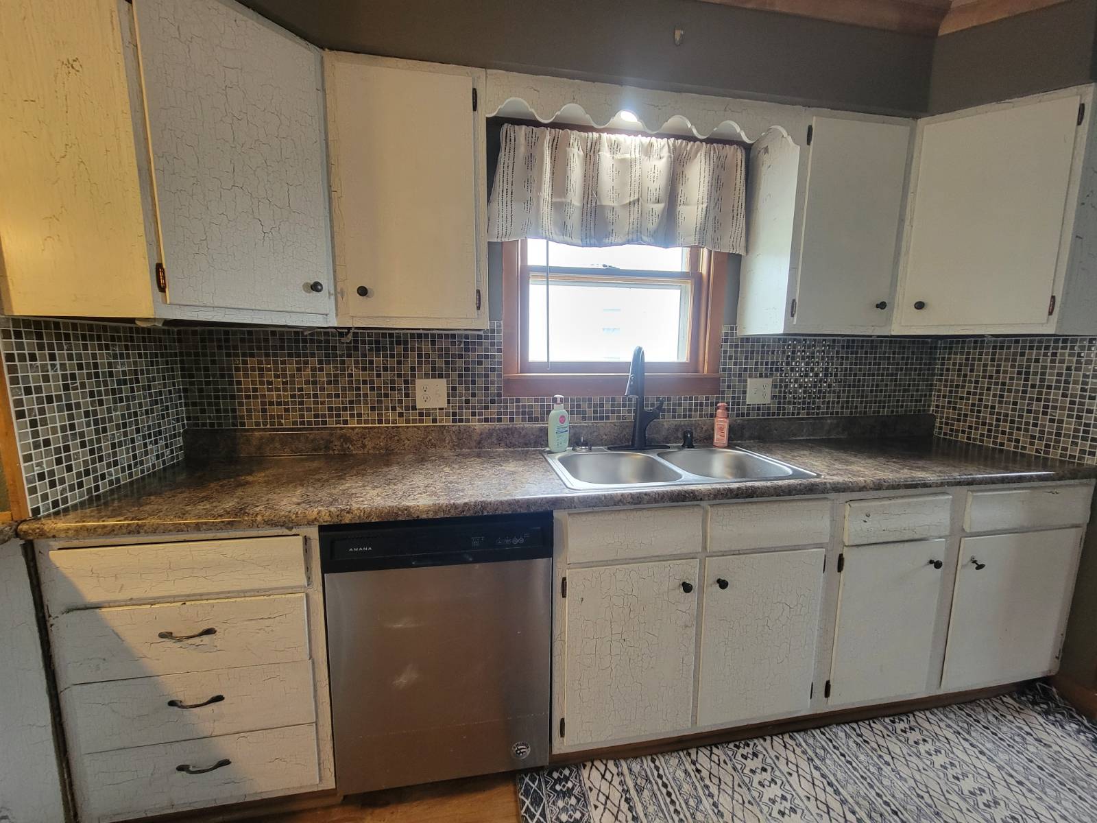 1914 Morton Street, Falls City, NE