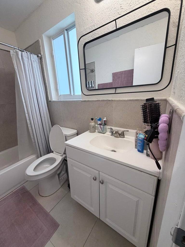 2000 SW 95th Ter, Miramar, FL 33025