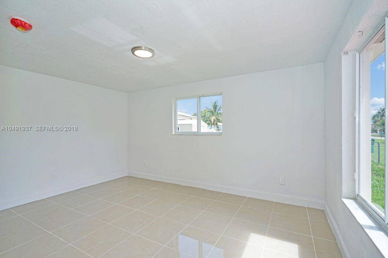 2000 SW 95th Ter, Miramar, FL 33025