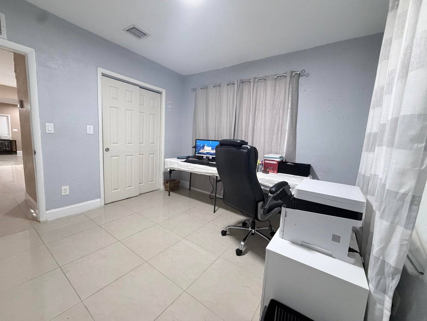 2000 SW 95th Ter, Miramar, FL 33025