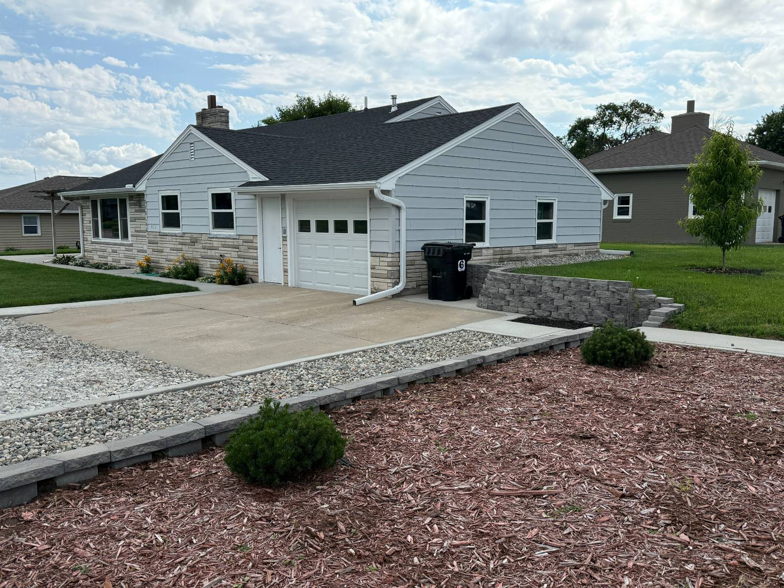 Photo 6 of 26 of home listing at 402 S Carberry Street, Atkinson, NE 68713