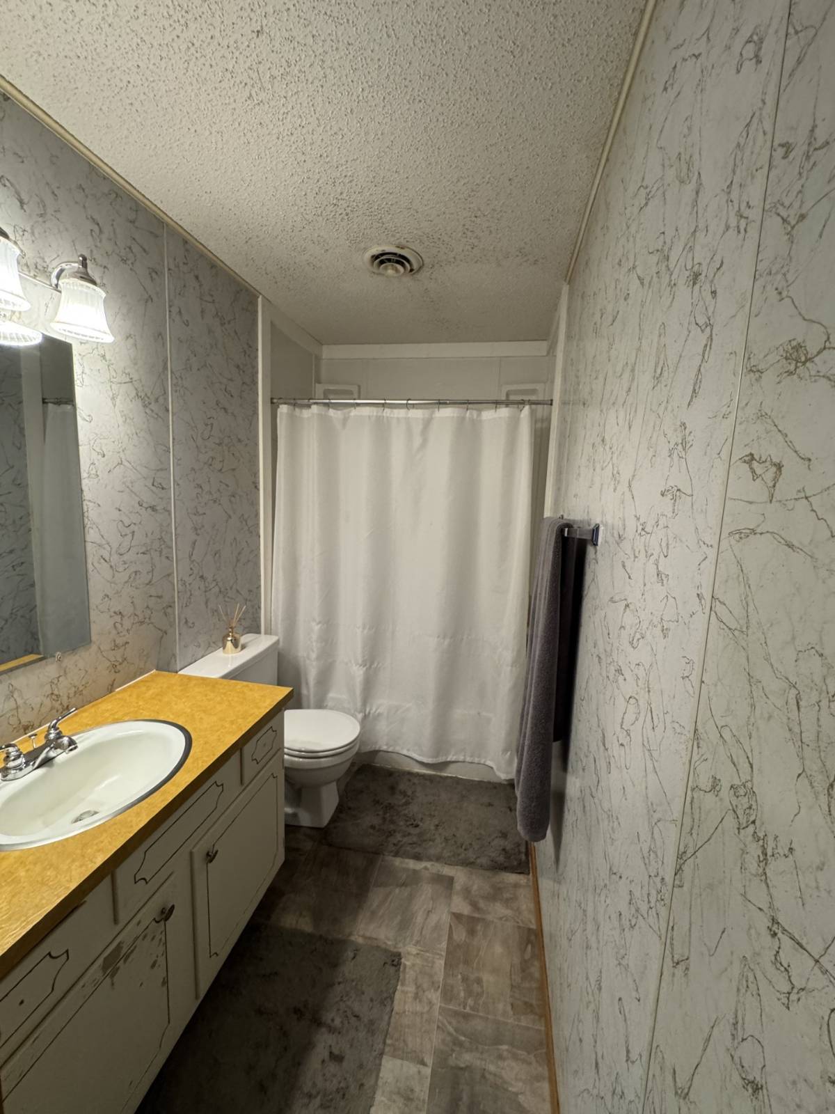 Photo 8 of 19 of multifamily property listing at 1113 & 1115 Putter Street, Oneill, NE 68763