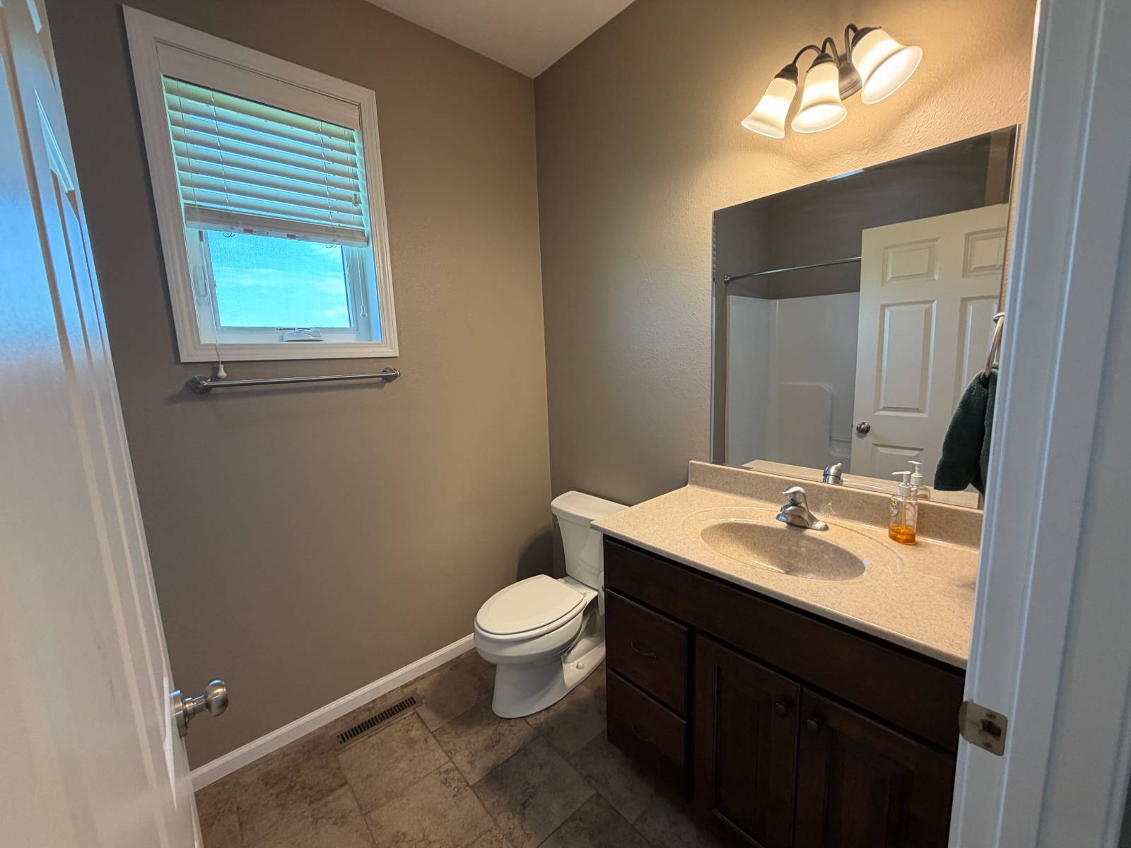 Photo 18 of 27 of home listing at 355 S 3 Ave, Columbus, NE 68601