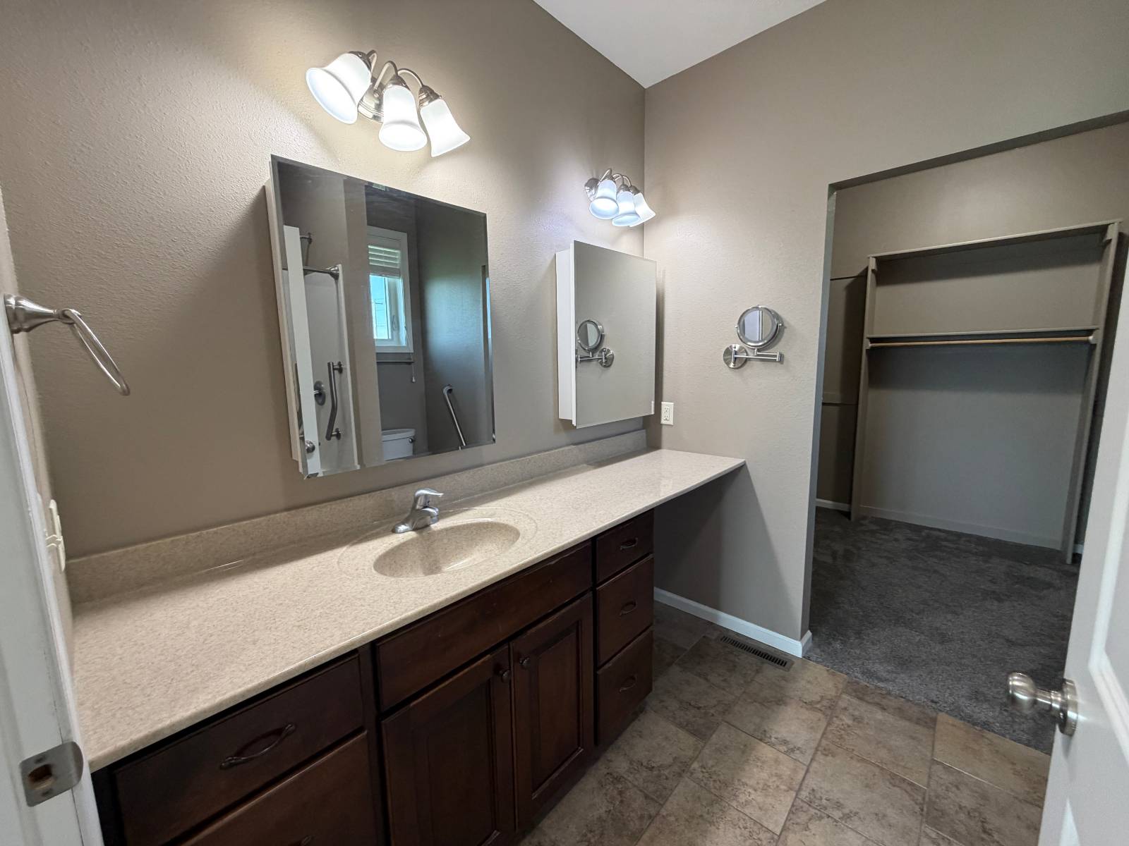 Photo 12 of 27 of home listing at 355 S 3 Ave, Columbus, NE 68601