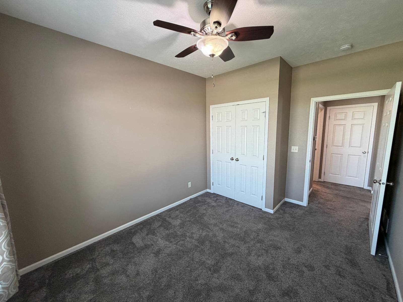 Photo 17 of 27 of home listing at 355 S 3 Ave, Columbus, NE 68601