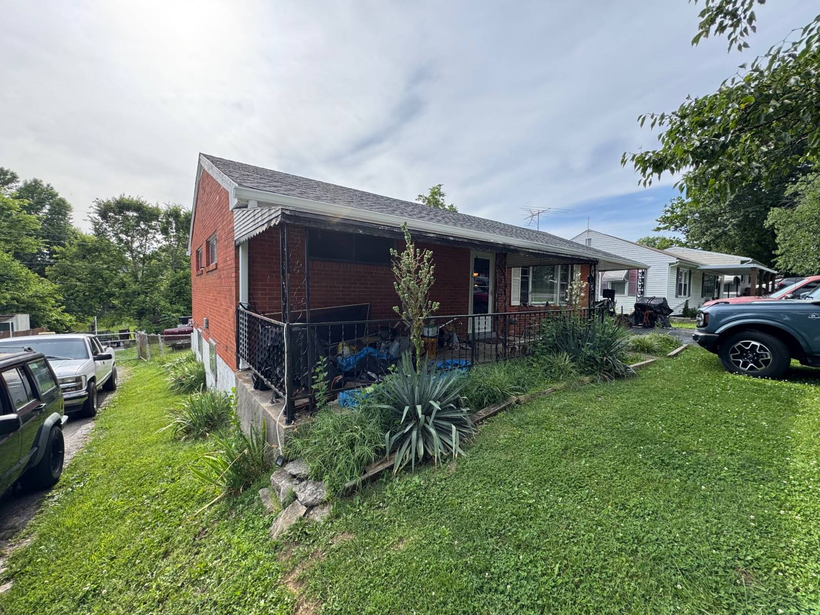235 WEBBMONT CIR