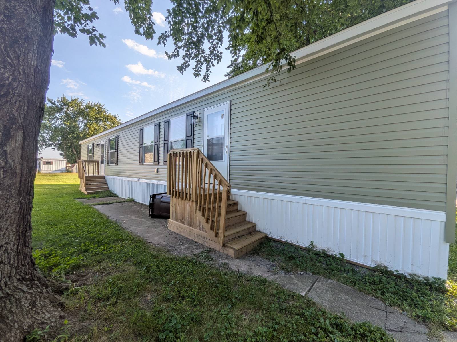 community lifestyle, quality mobile home living, well-maintained housing communities, community management, residential commu