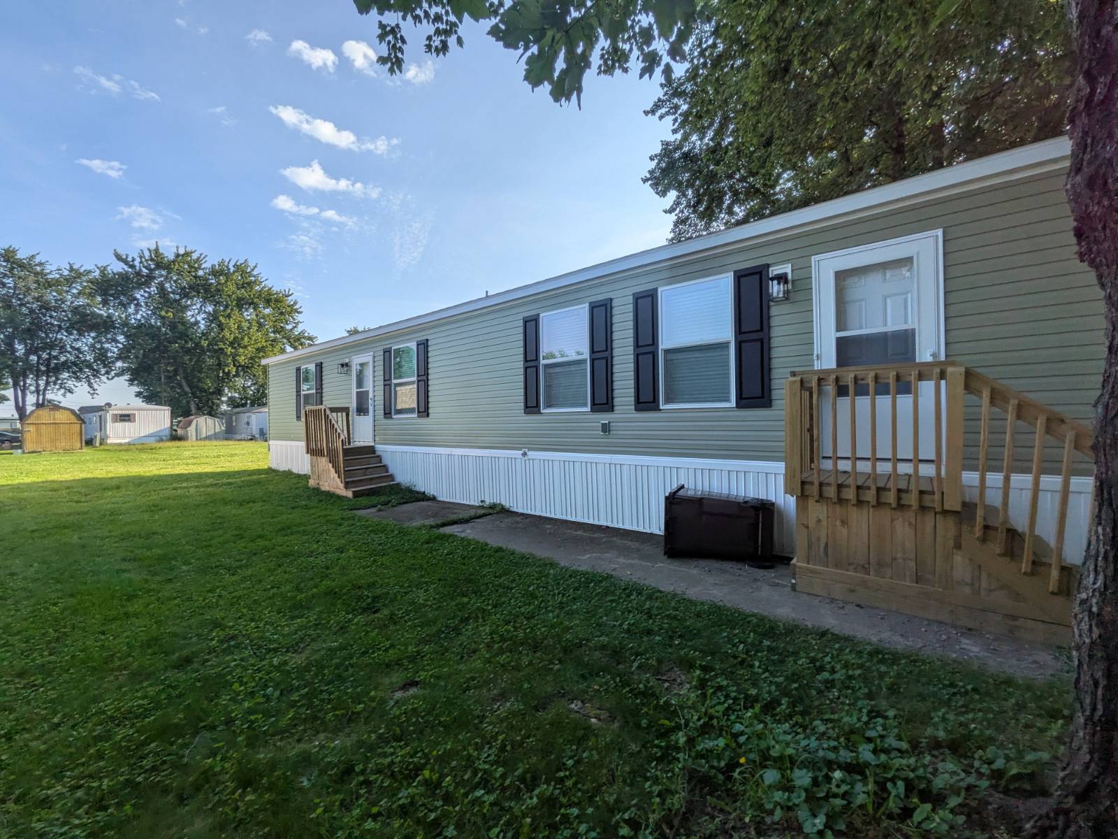 welcoming places to call home, manufactured home communities, safe and welcoming neighborhoods, community management, manufac