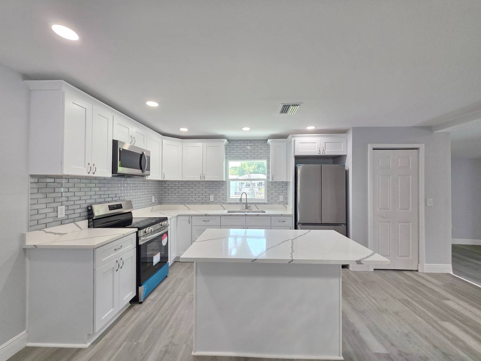 3037 SE 37th Ave, Okeechobee, FL 34974
