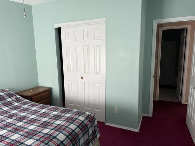 MOTIVATED SELLER! Over 2000 sqft living space.  Upgraded kitchen thumbnail 12