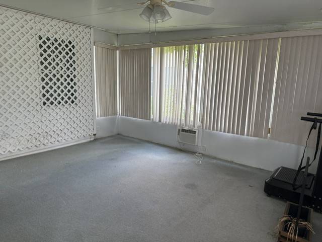 MOTIVATED SELLER! Over 2000 sqft living space.  Upgraded kitchen thumbnail 18