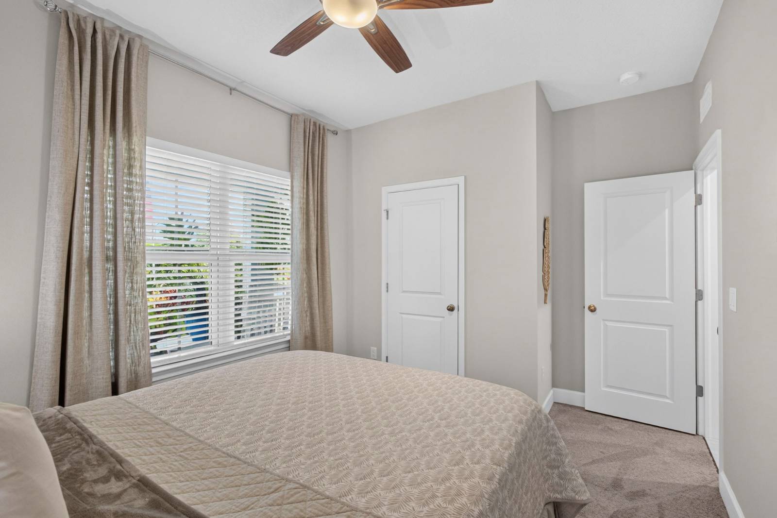 1201 Harvester Crossing, Loxahatchee, FL 33470