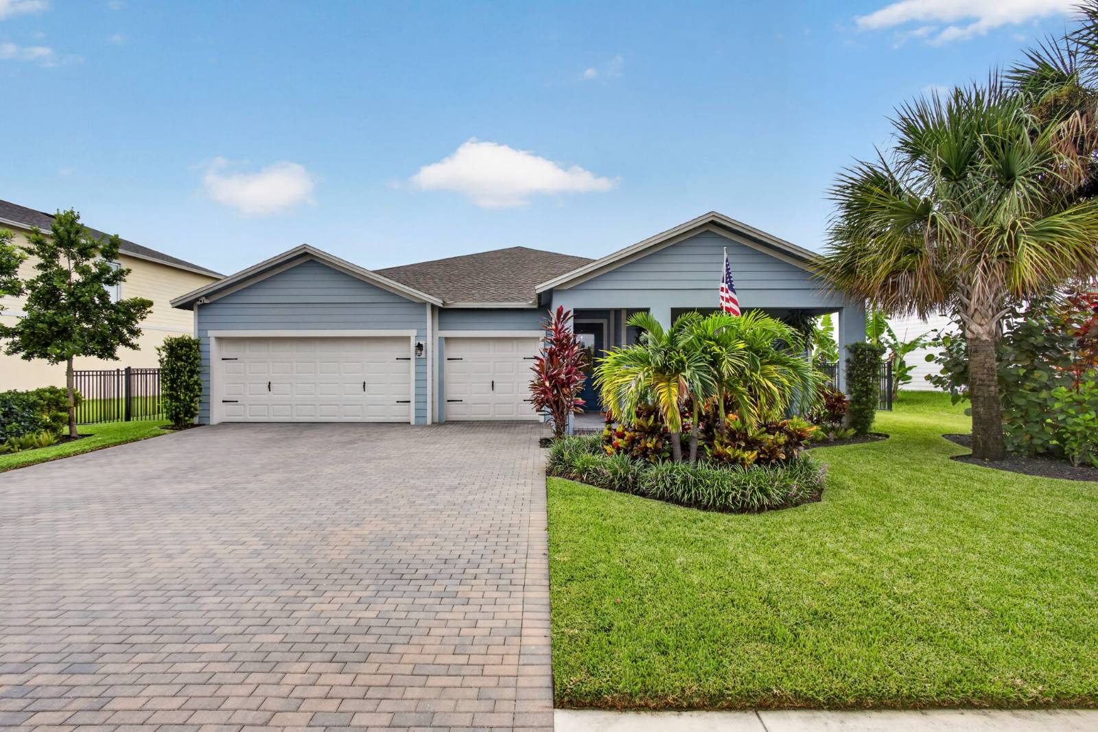 1201 Harvester Crossing, Loxahatchee, FL 33470