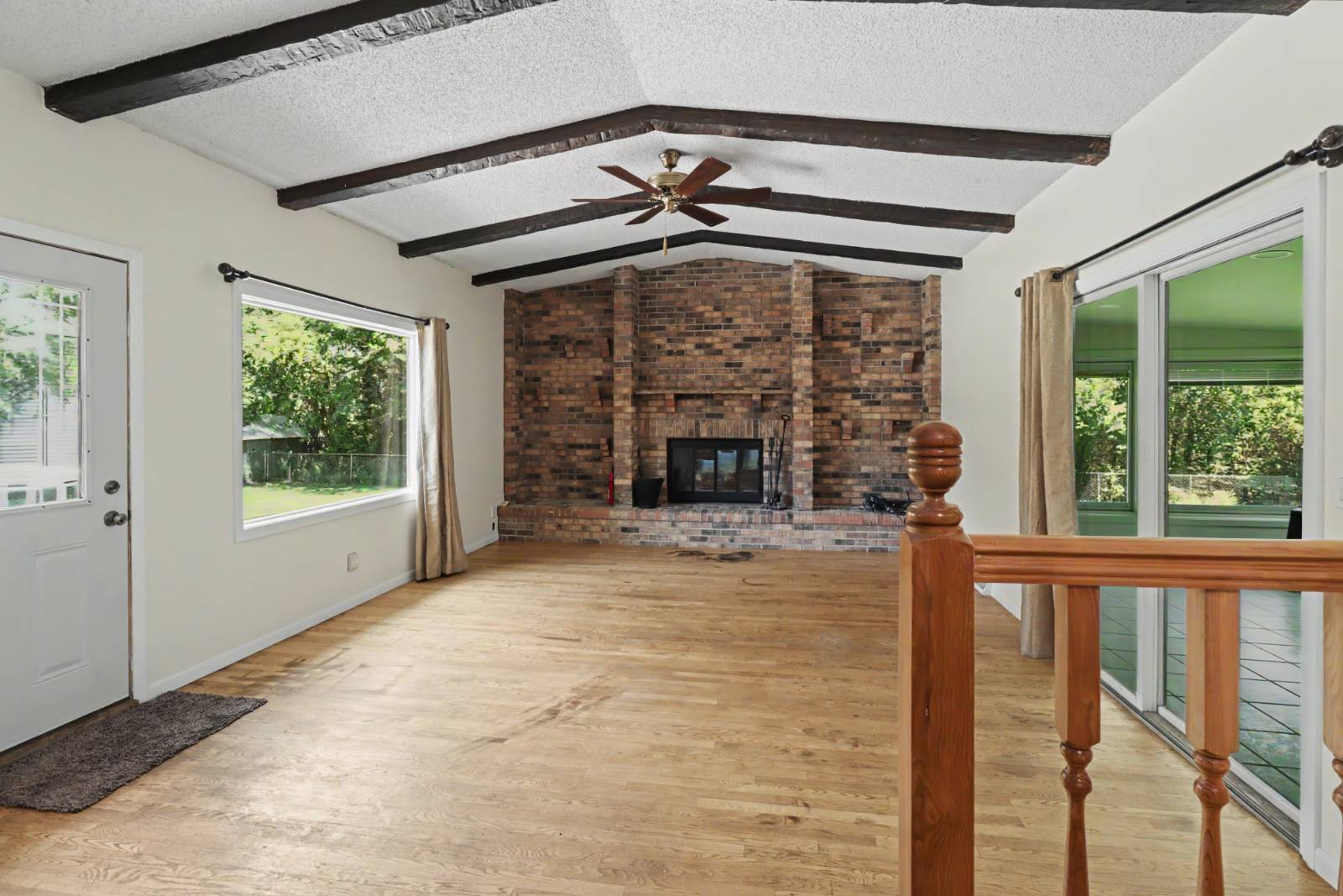 Photo 6 of 60 of home listing at 2152 23 Road, Wilcox, NE 68982
