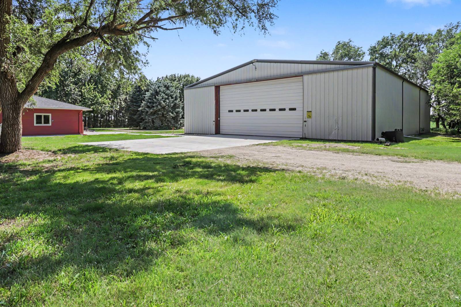 Photo 54 of 60 of home listing at 2152 23 Road, Wilcox, NE 68982