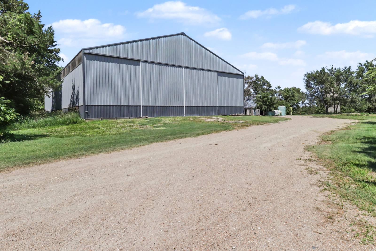 Photo 55 of 60 of home listing at 2152 23 Road, Wilcox, NE 68982