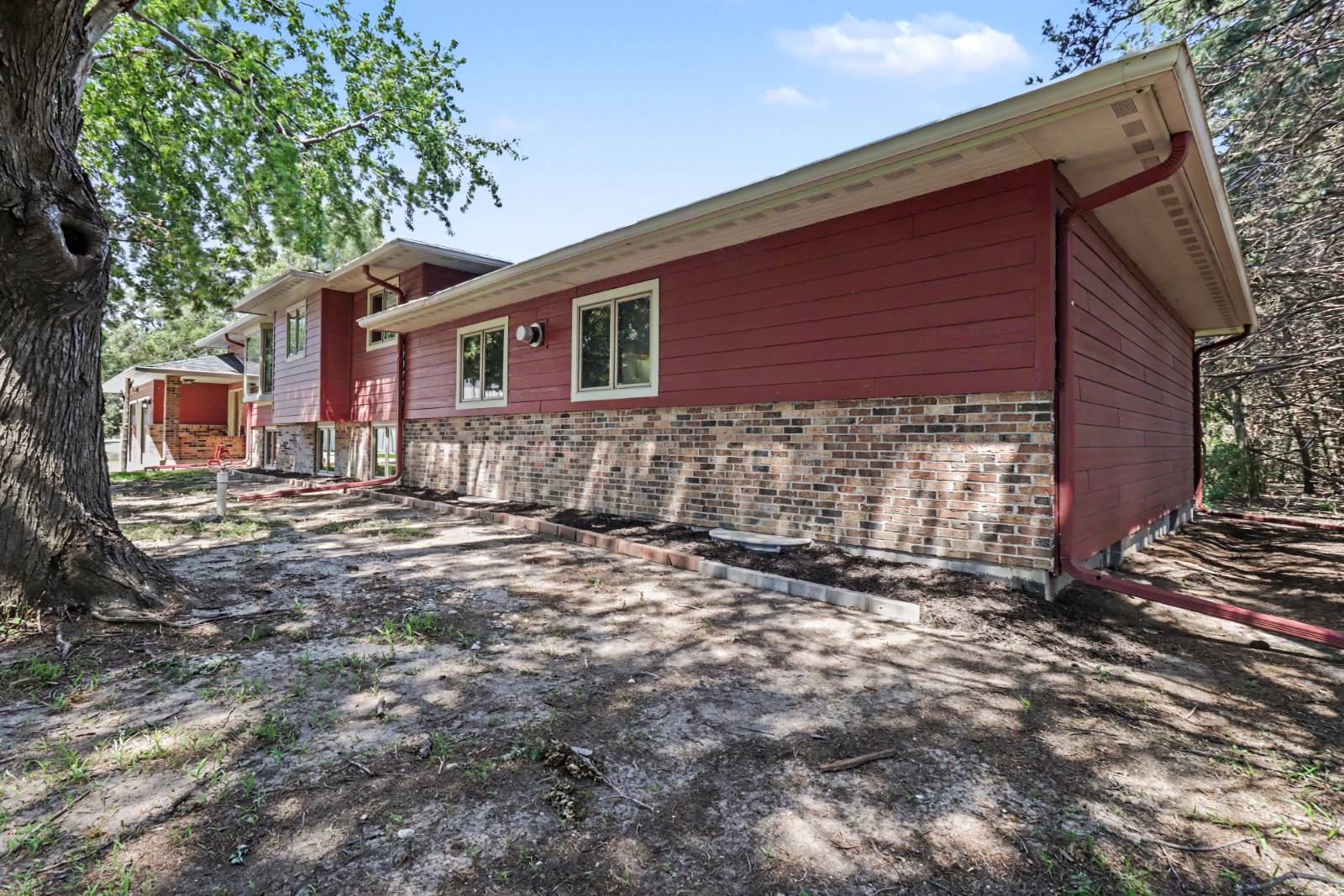 Photo 46 of 60 of home listing at 2152 23 Road, Wilcox, NE 68982