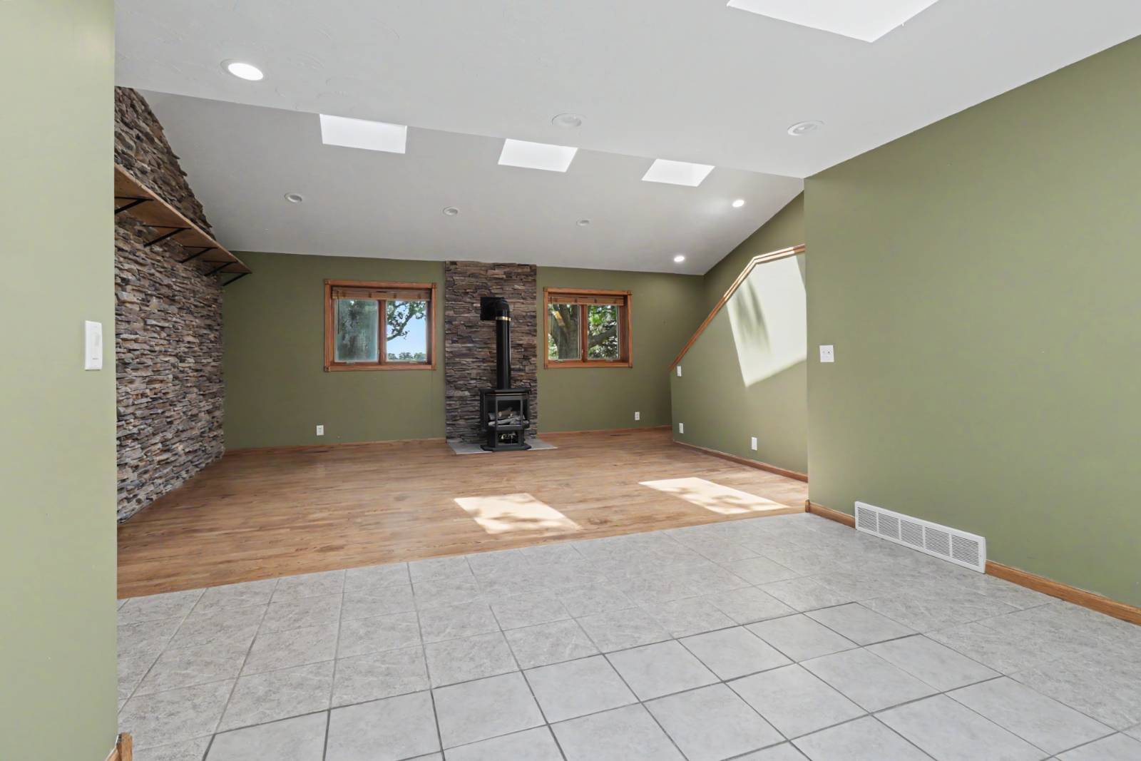 Photo 27 of 60 of home listing at 2152 23 Road, Wilcox, NE 68982