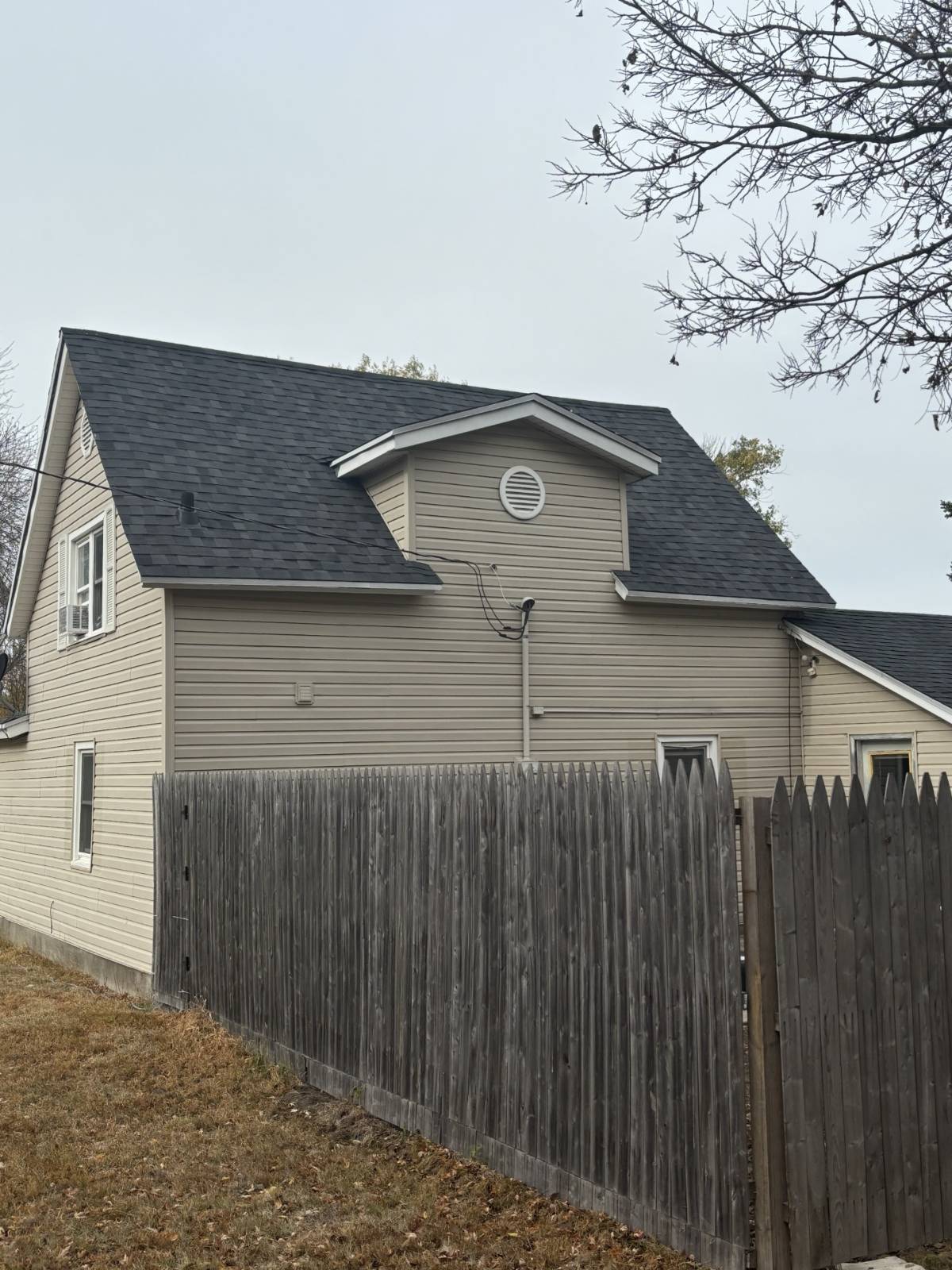 Photo 3 of 12 of home listing at 224 South Jefferson Street, Oneill, NE 68763