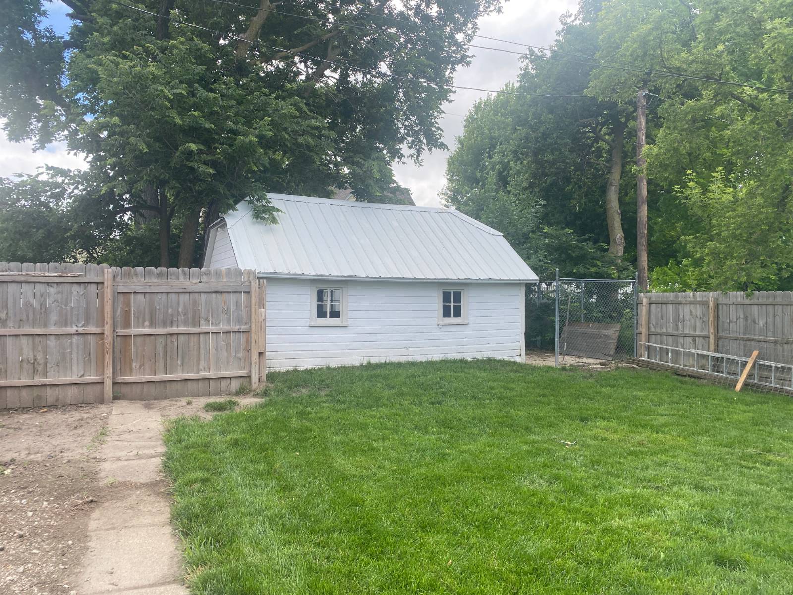 Photo 20 of 23 of home listing at 1128 S F St, Broken Bow, NE 68822