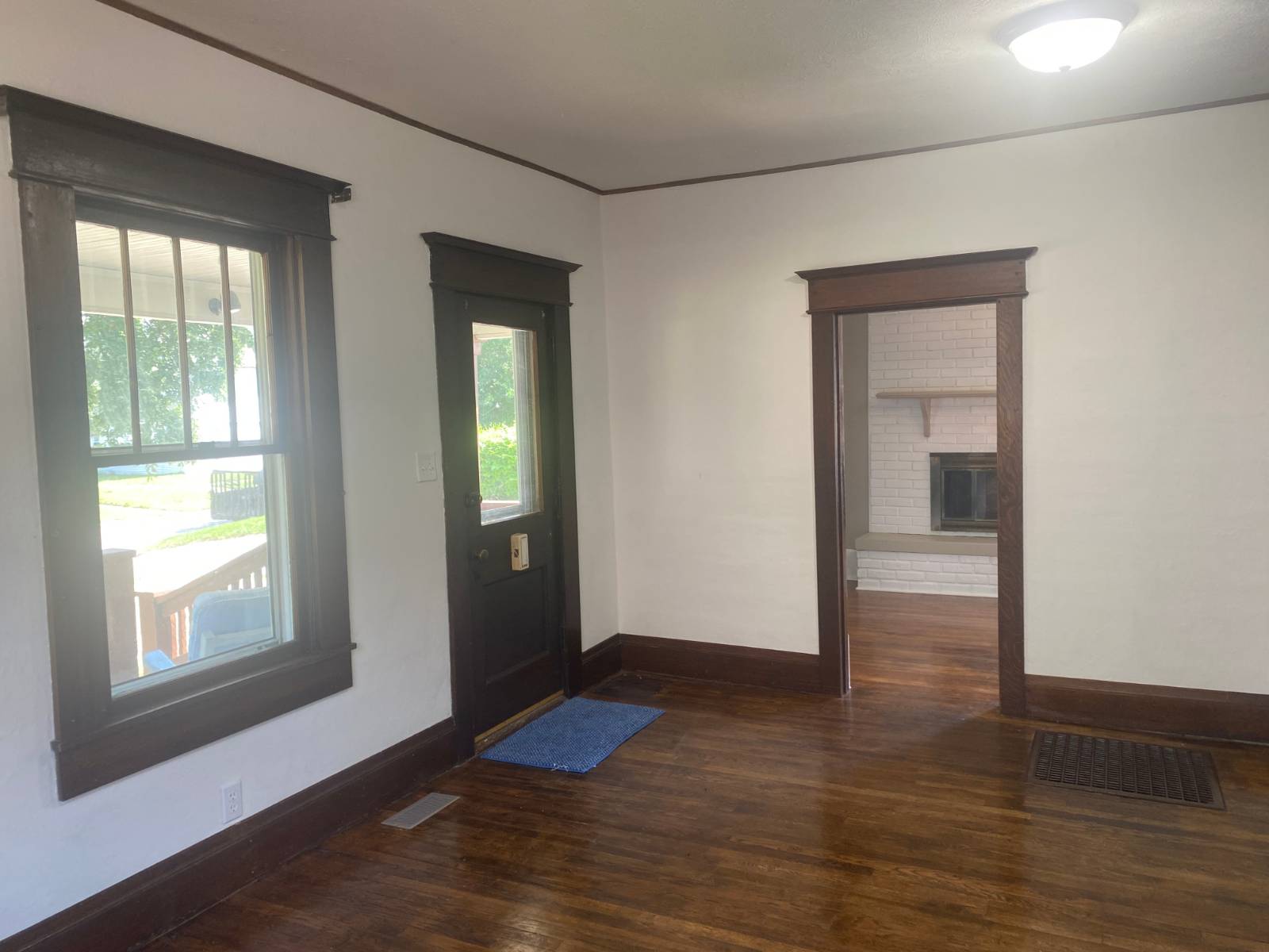 Photo 7 of 23 of home listing at 1128 S F St, Broken Bow, NE 68822