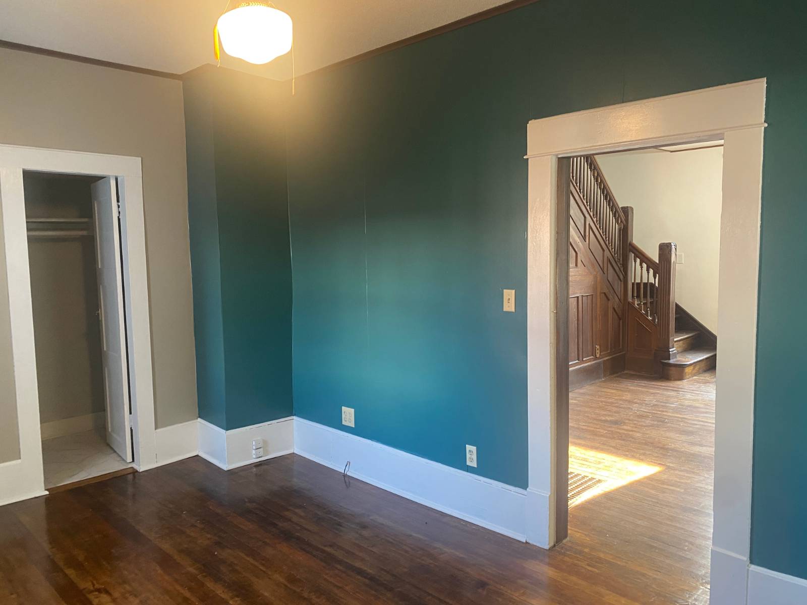 Photo 5 of 23 of home listing at 1128 S F St, Broken Bow, NE 68822