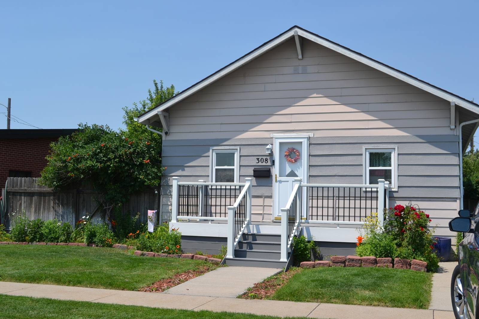Photo 1 of 20 of home listing at 308 Emerson, Alliance, NE 69301
