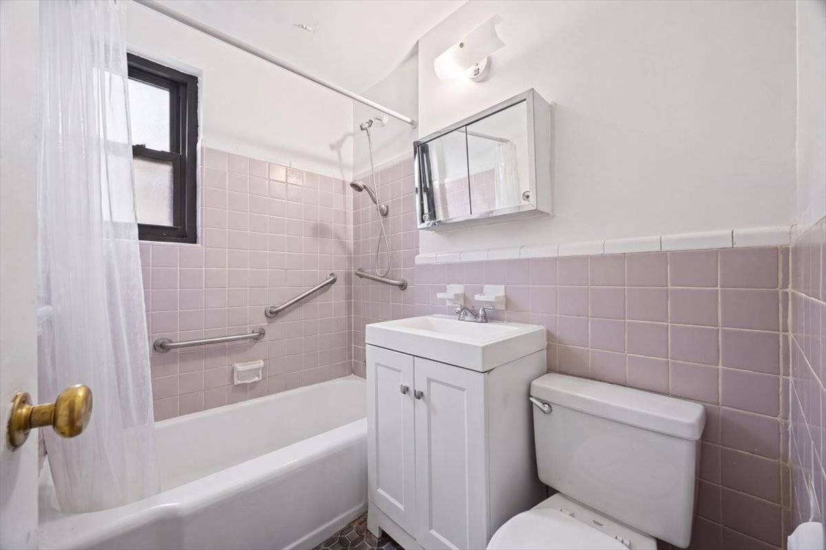 57-44 244th St, #Upper