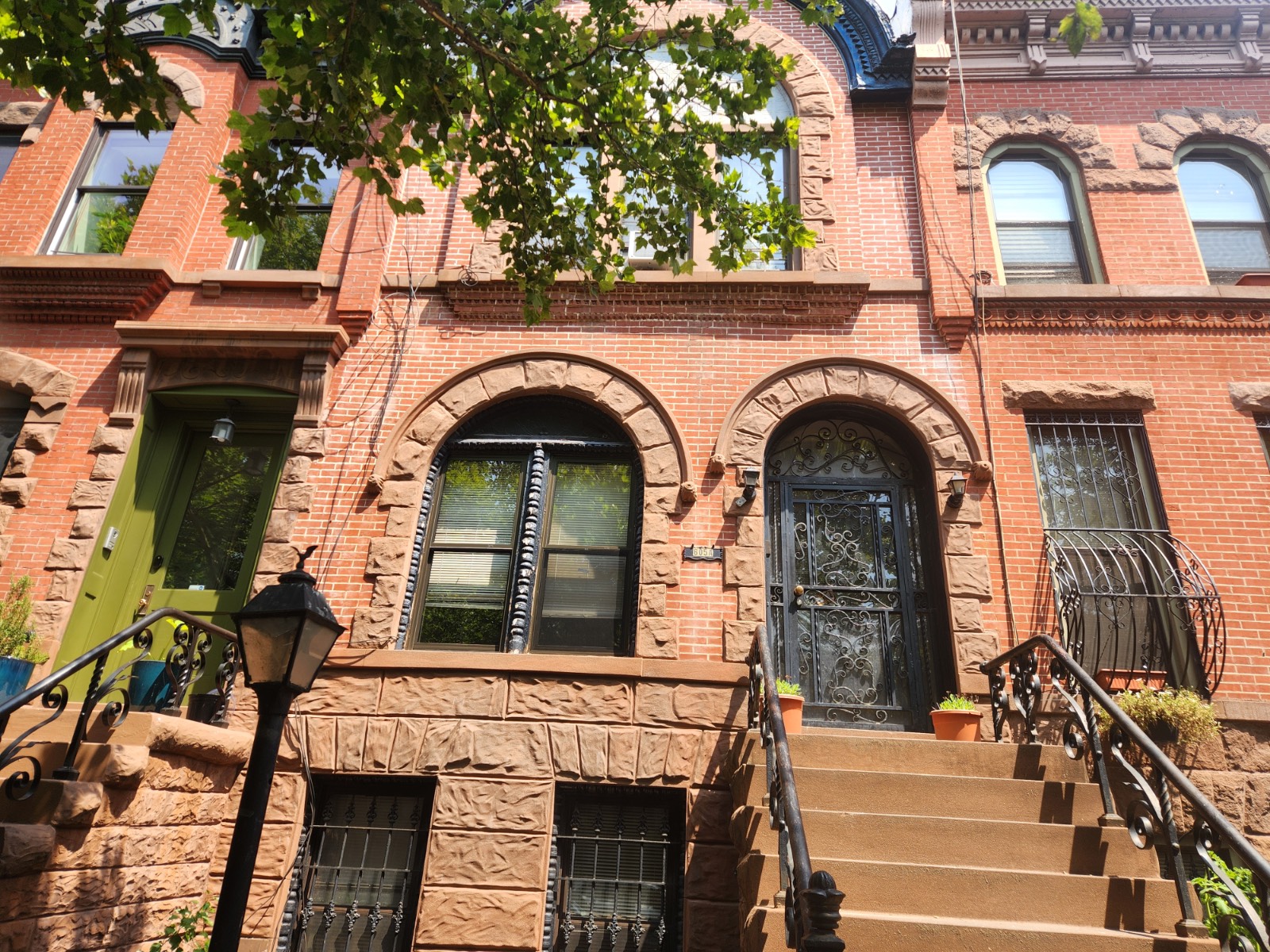 605A Decatur Street