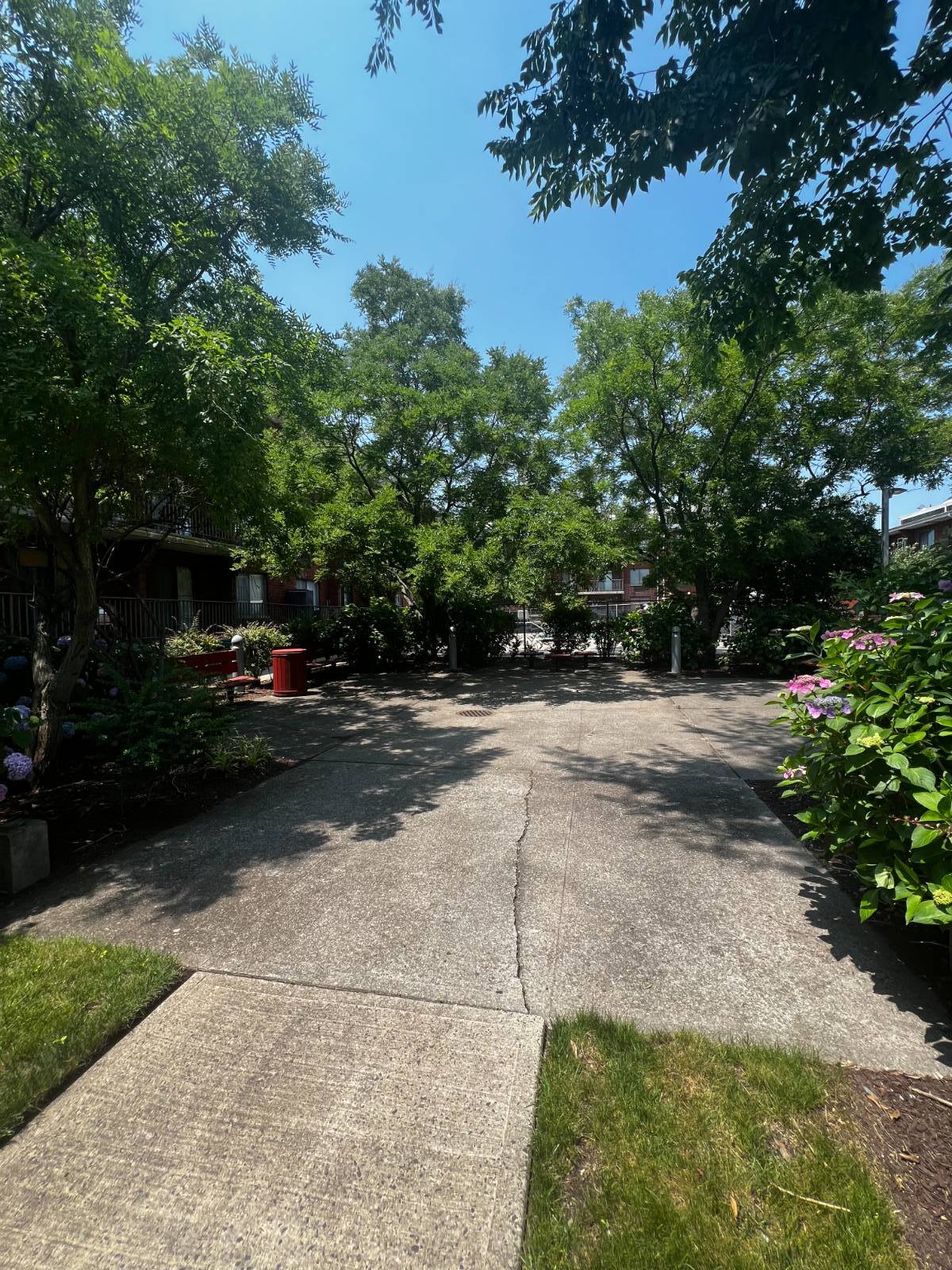 1431 East 108, #10A