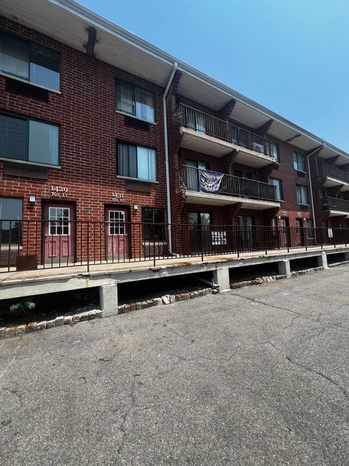 1431 East 108, #10A