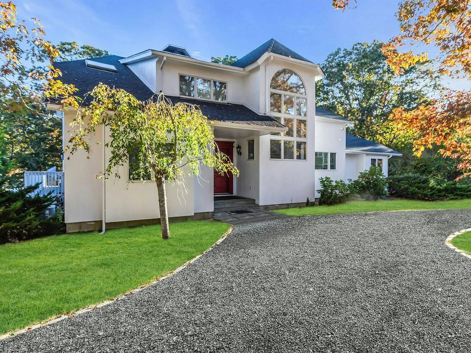 19 Bay Woods Dr