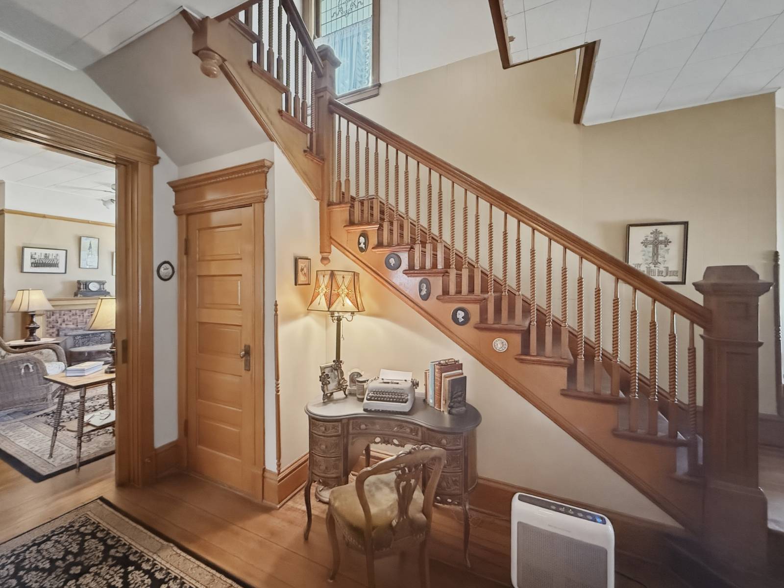 Photo 10 of 60 of home listing at 304 W. Dayton St., Cedar Rapids, NE 68627
