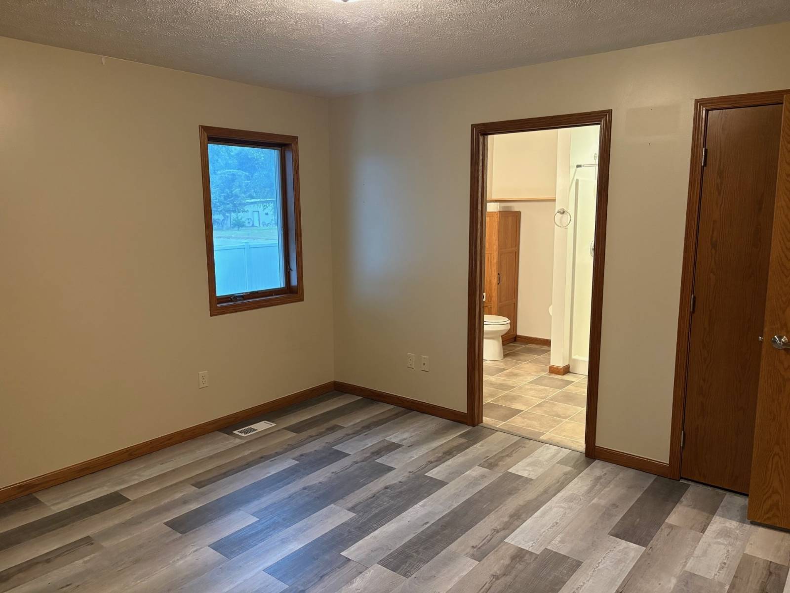 Photo 26 of 42 of home listing at 310 North 11th Avenue, Burwell, NE 68823