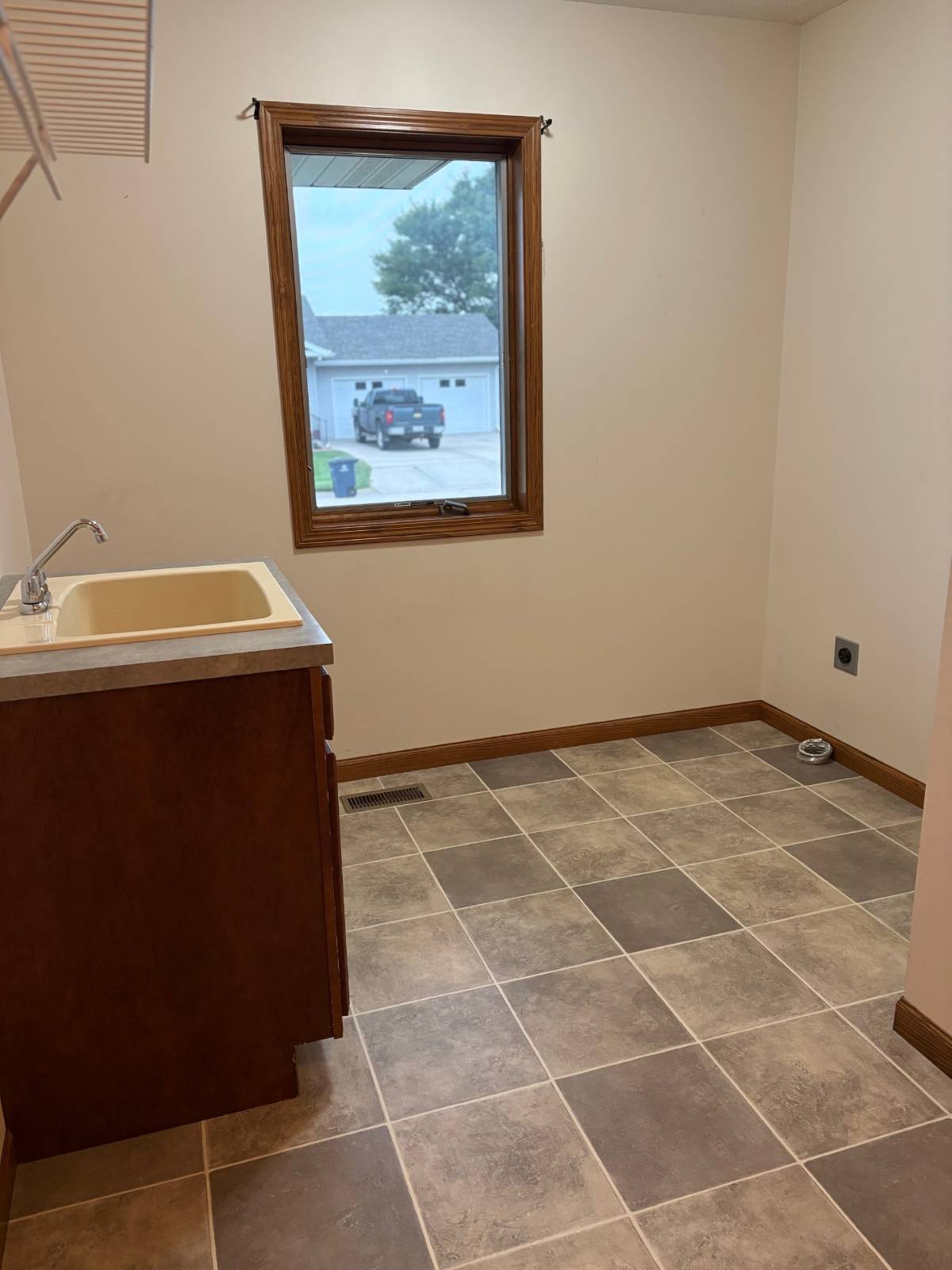 Photo 17 of 42 of home listing at 310 North 11th Avenue, Burwell, NE 68823