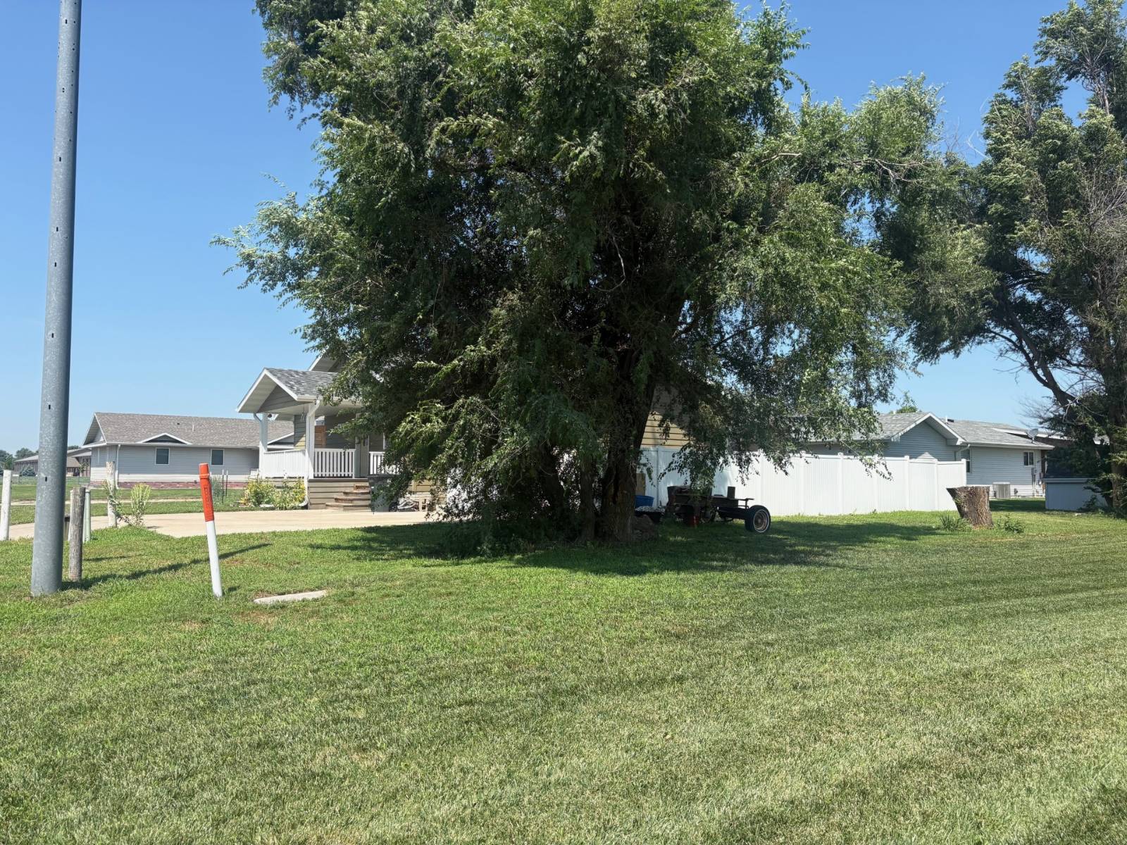 Photo 6 of 42 of home listing at 310 North 11th Avenue, Burwell, NE 68823