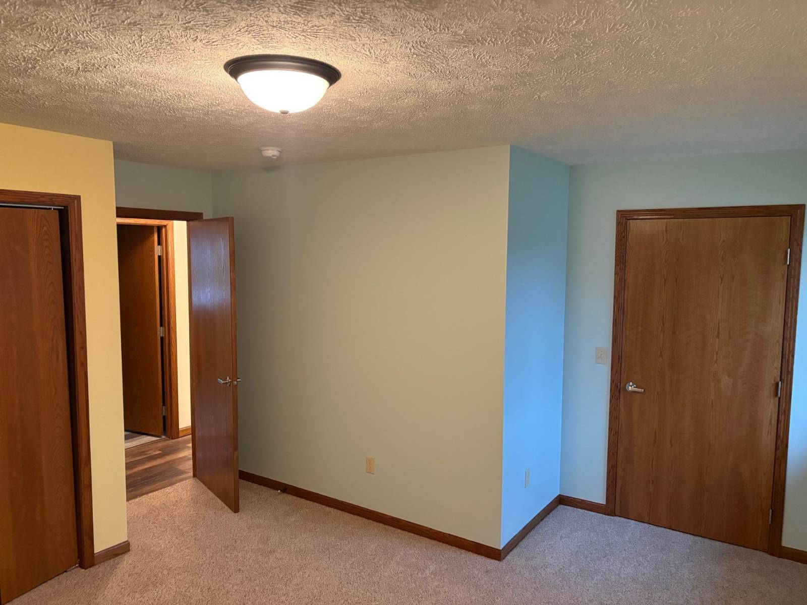 Photo 23 of 42 of home listing at 310 North 11th Avenue, Burwell, NE 68823
