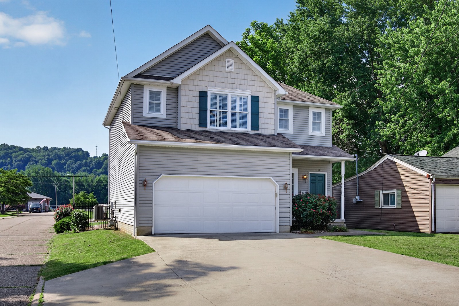 Property photo 1