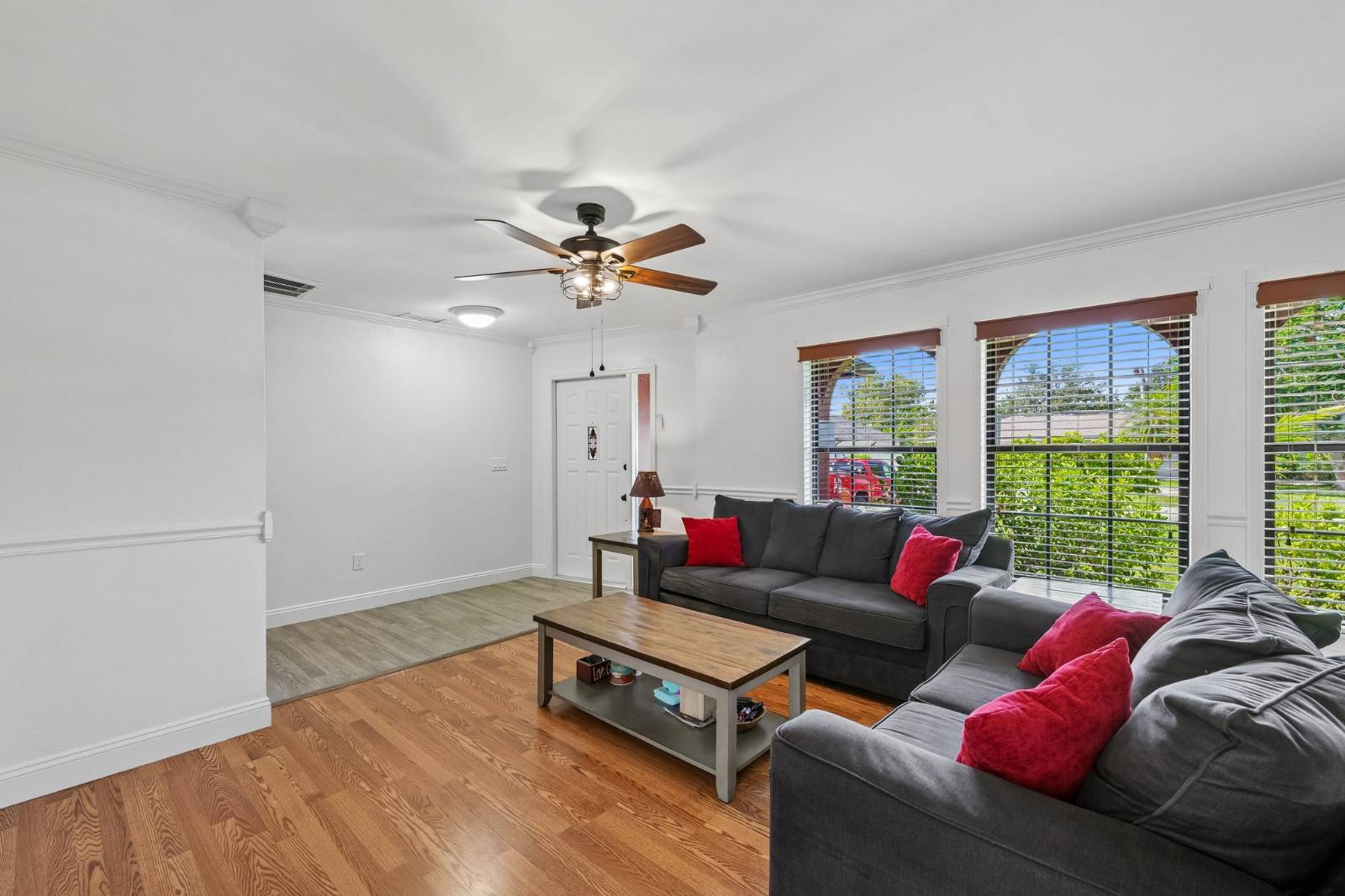 139  SE 30th St, Cape Coral, FL 33904
