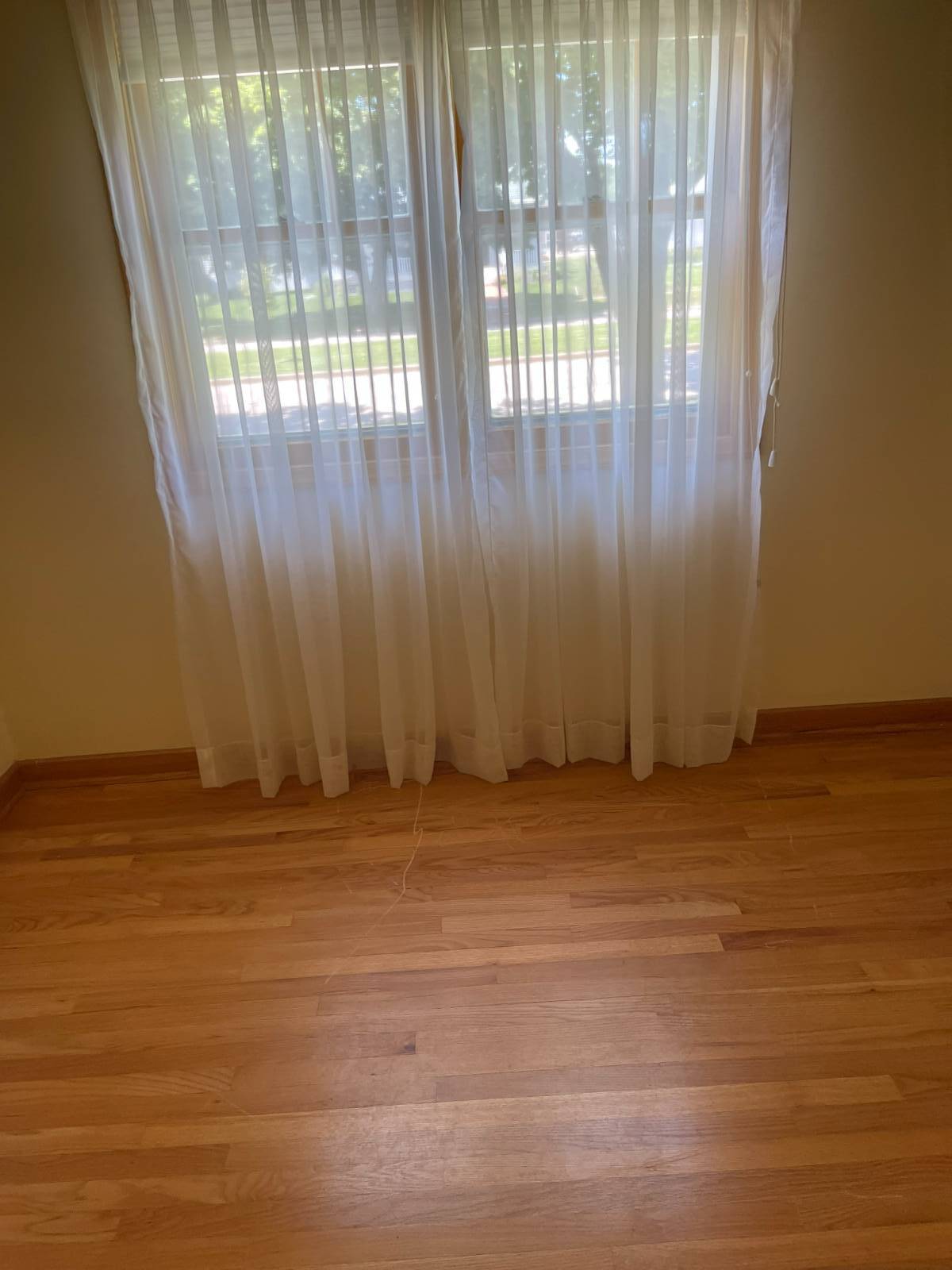 Photo 4 of 60 of home listing at 710 East Ave, Holdrege, NE 68949