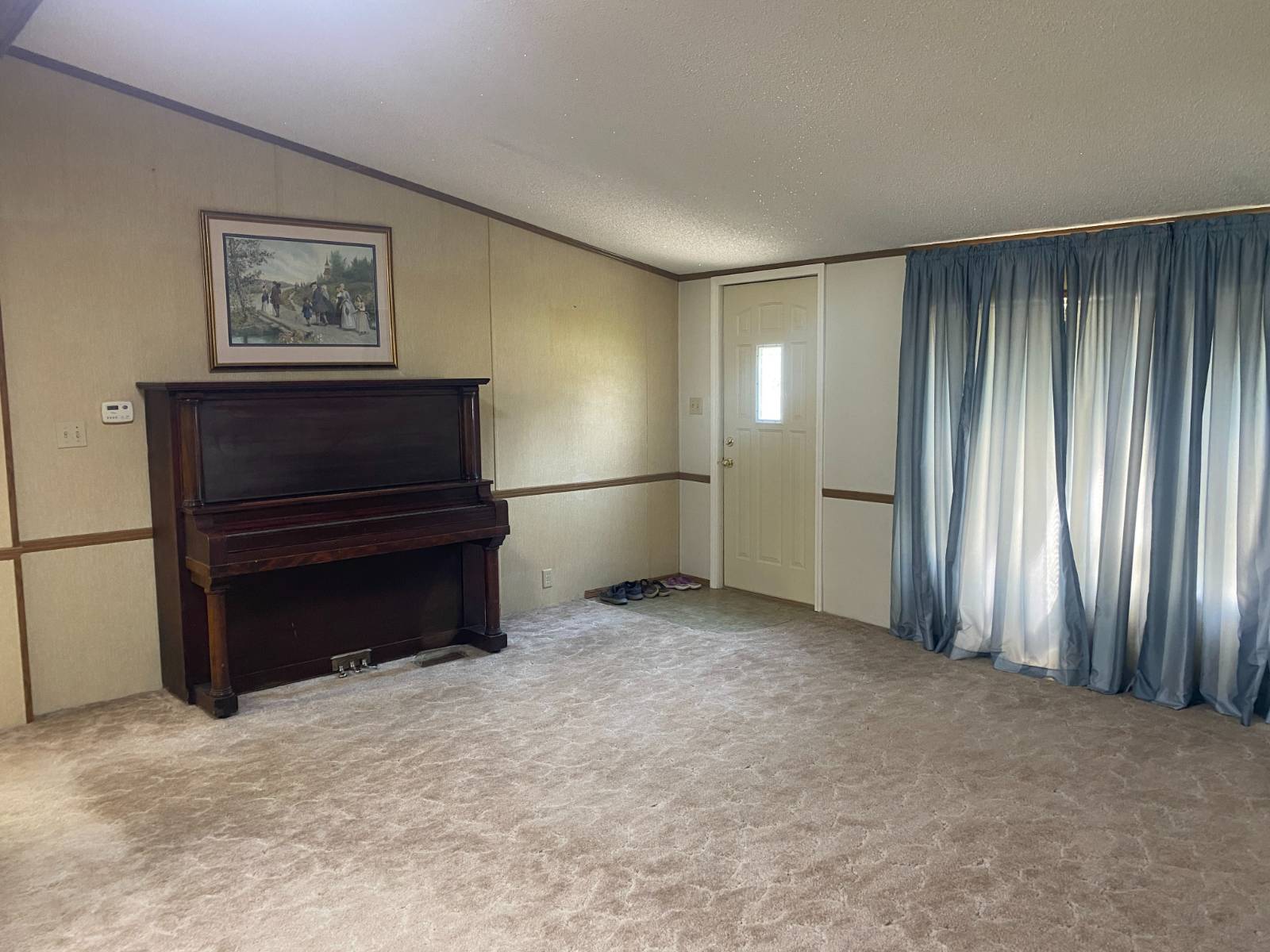 Photo 2 of 41 of home listing at 200 S 5th St, Sargent, NE 68874