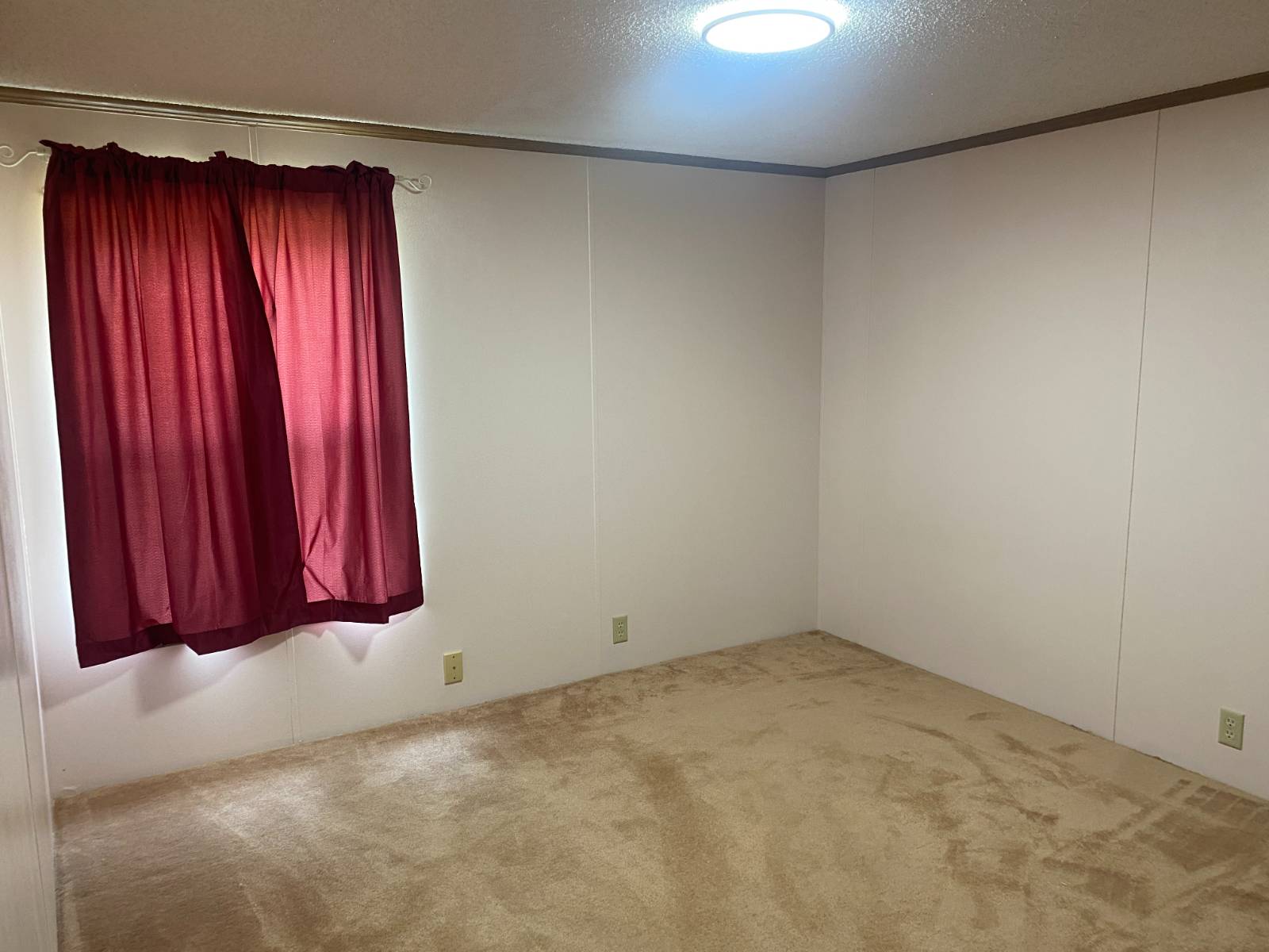 Photo 17 of 41 of home listing at 200 S 5th St, Sargent, NE 68874