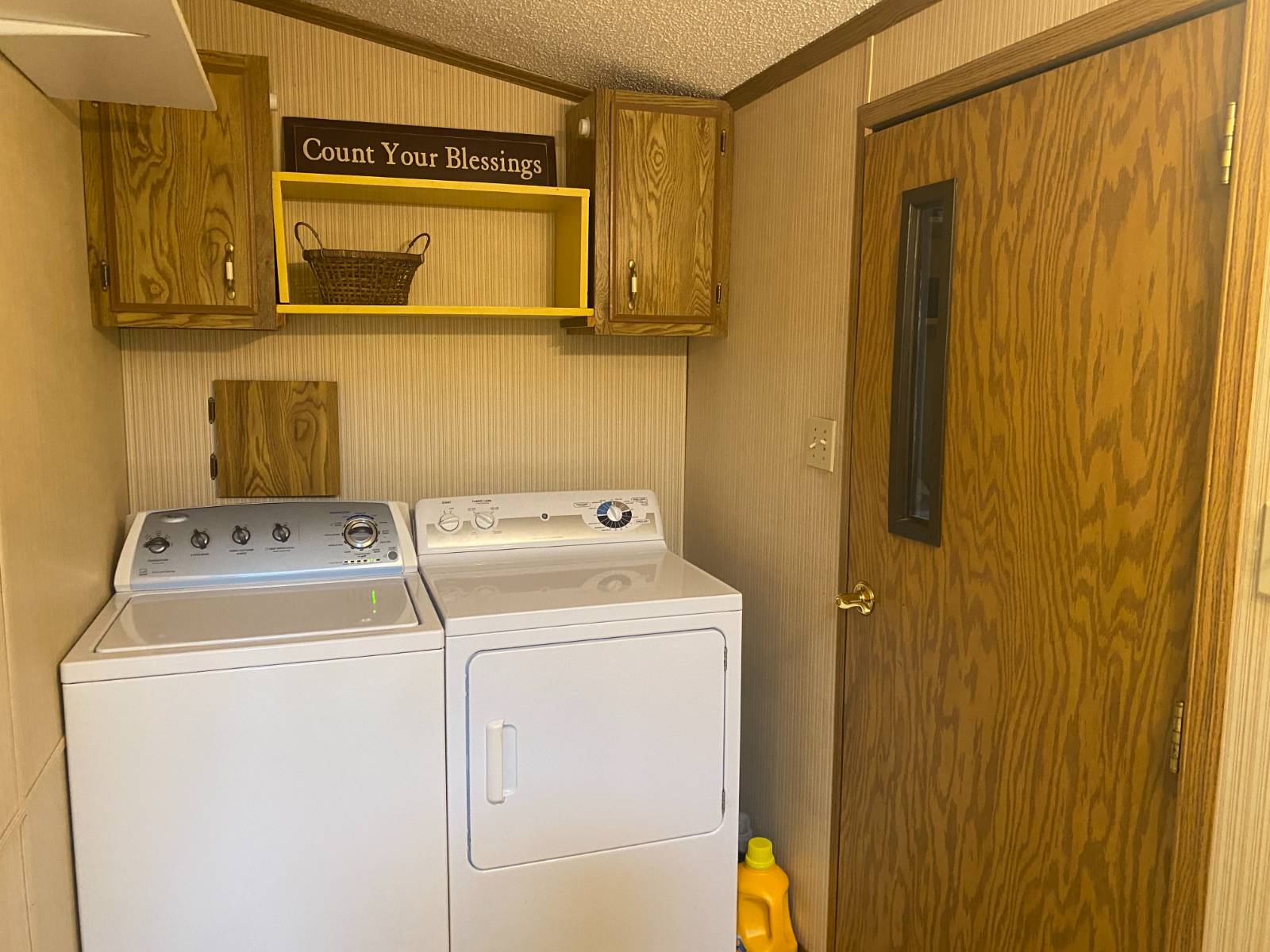 Photo 23 of 41 of home listing at 200 S 5th St, Sargent, NE 68874